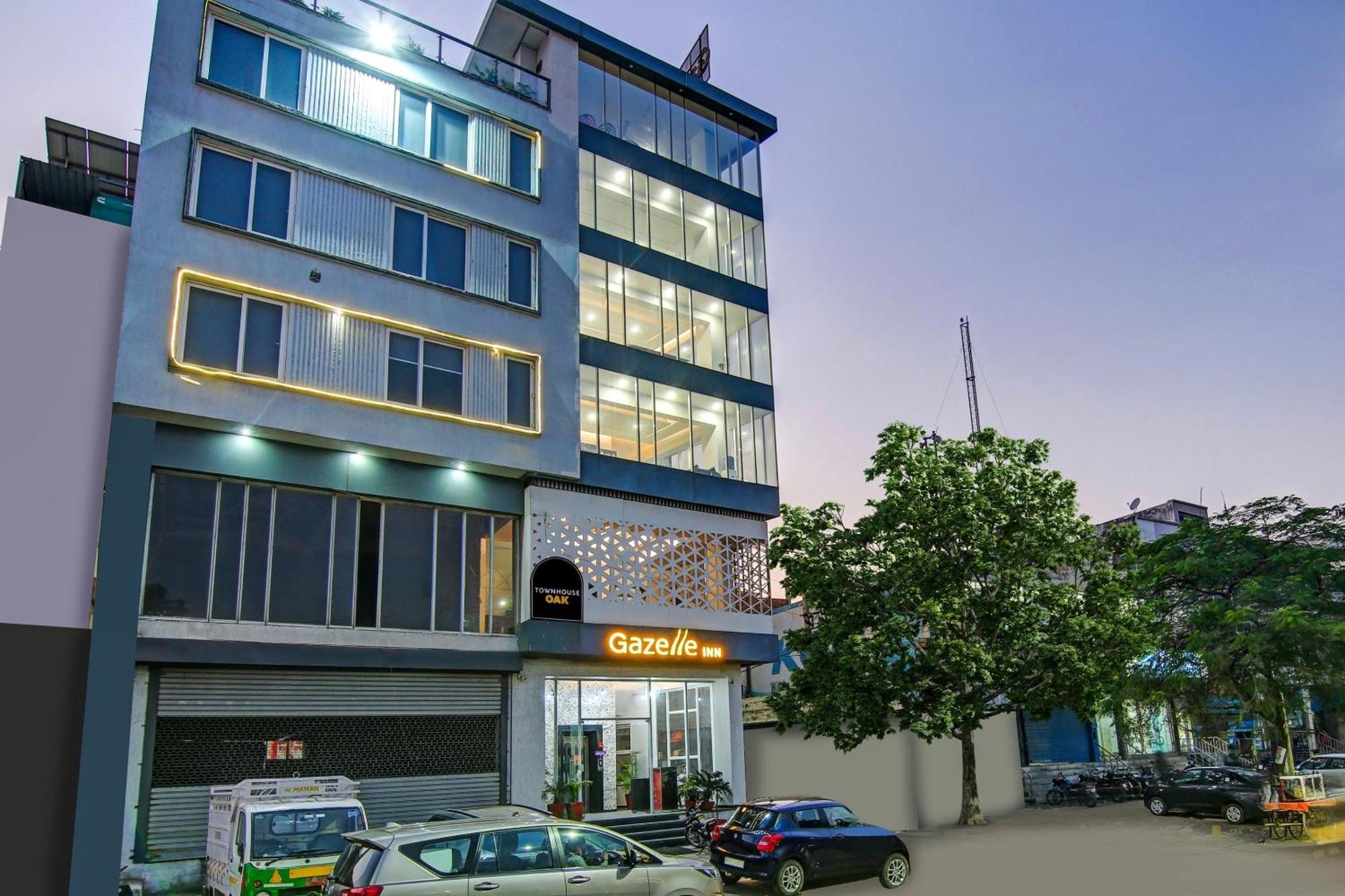 Super Townhouse Geetanjali Inn Гургаон Экстерьер фото