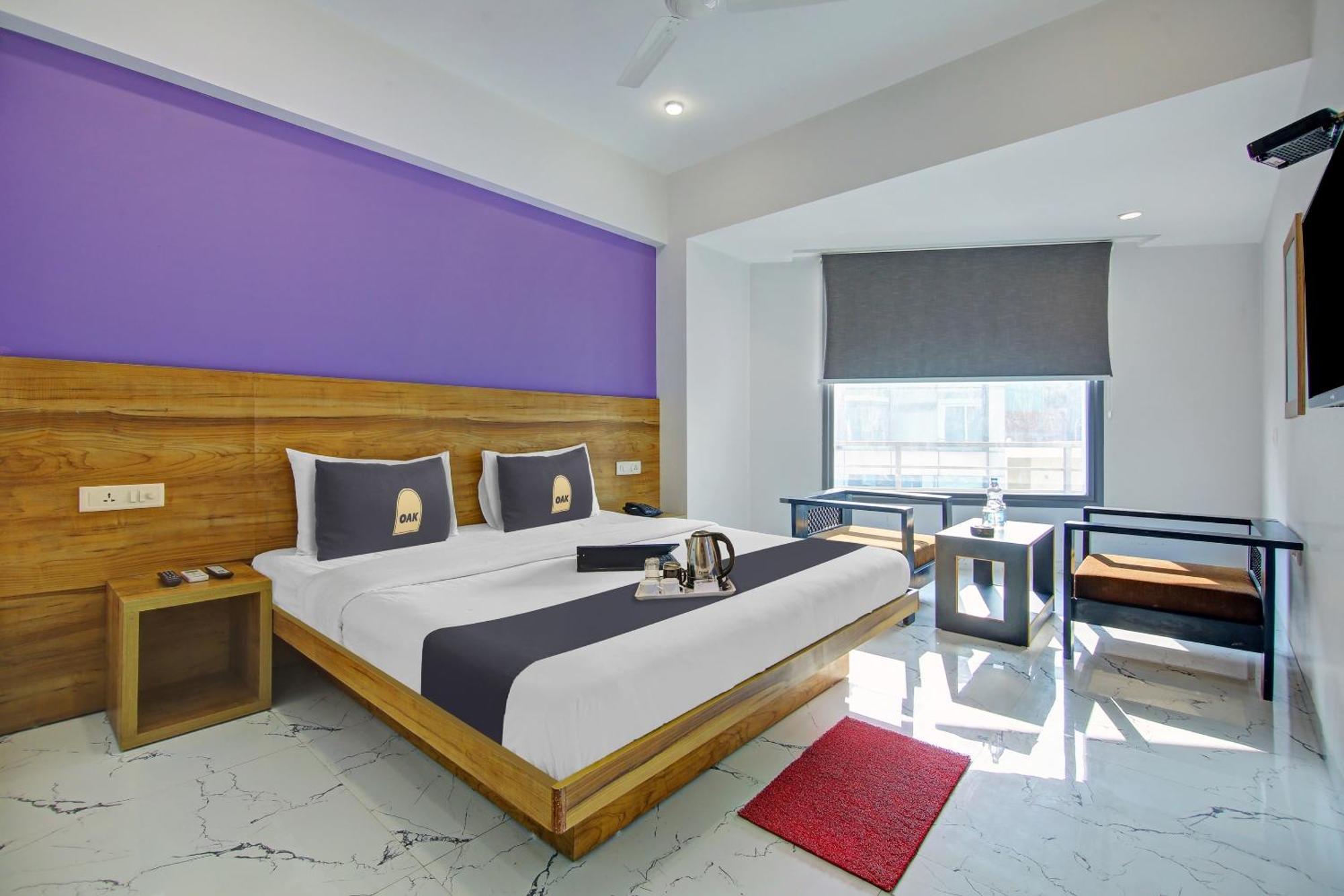 Super Townhouse Geetanjali Inn Гургаон Экстерьер фото